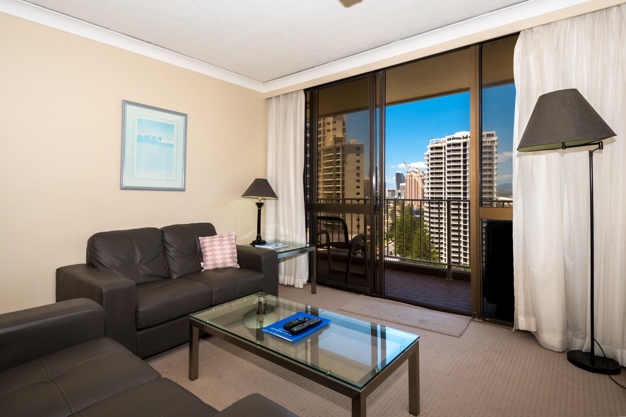 1 Bedroom Surfers Paradise Broadbeach Apartment - Breakers North