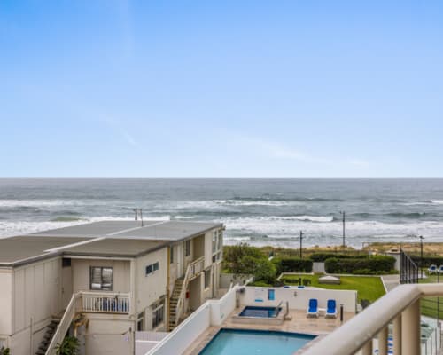 gold-coast-2-bedroom-ocean-view-apartment (10)
