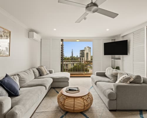 gold-coast-2-bedroom-ocean-view-apartment (16)