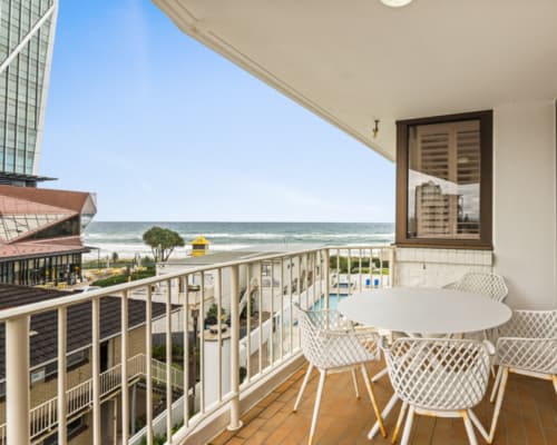 gold-coast-2-bedroom-ocean-view-apartment (25)