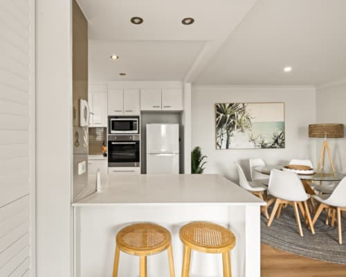 gold-coast-2-bedroom-ocean-view-apartment (27)