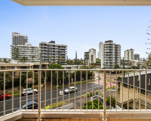 gold-coast-2-bedroom-ocean-view-apartment (30)